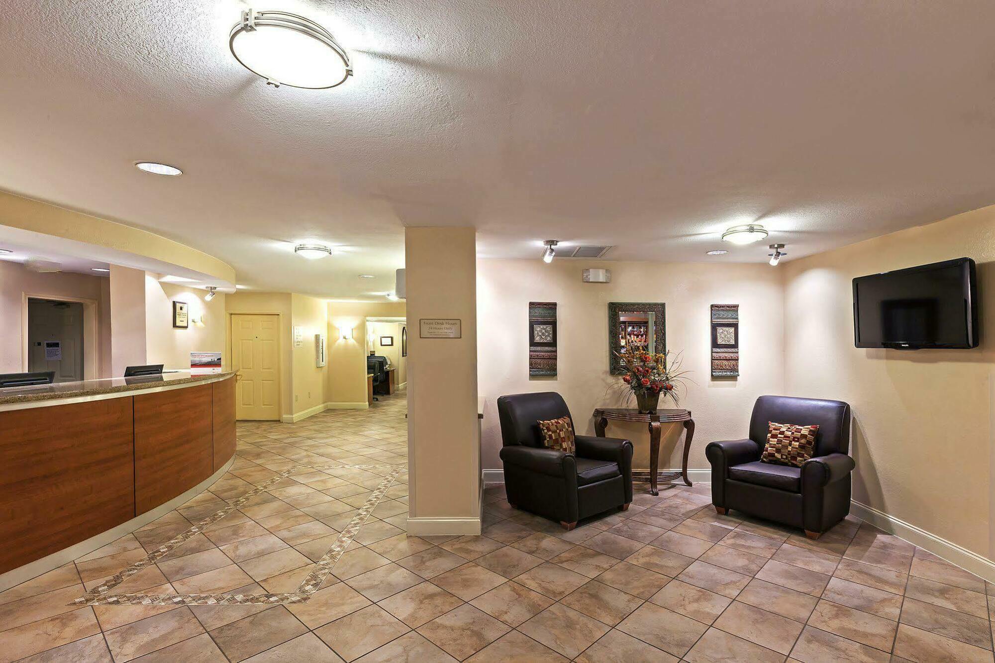 Candlewood Suites Dallas Market Center-Love Field By Ihg Exterior photo